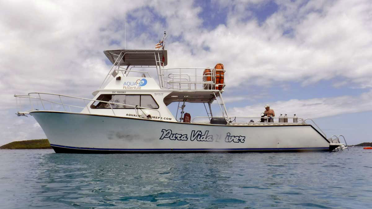 aquaadventureboat